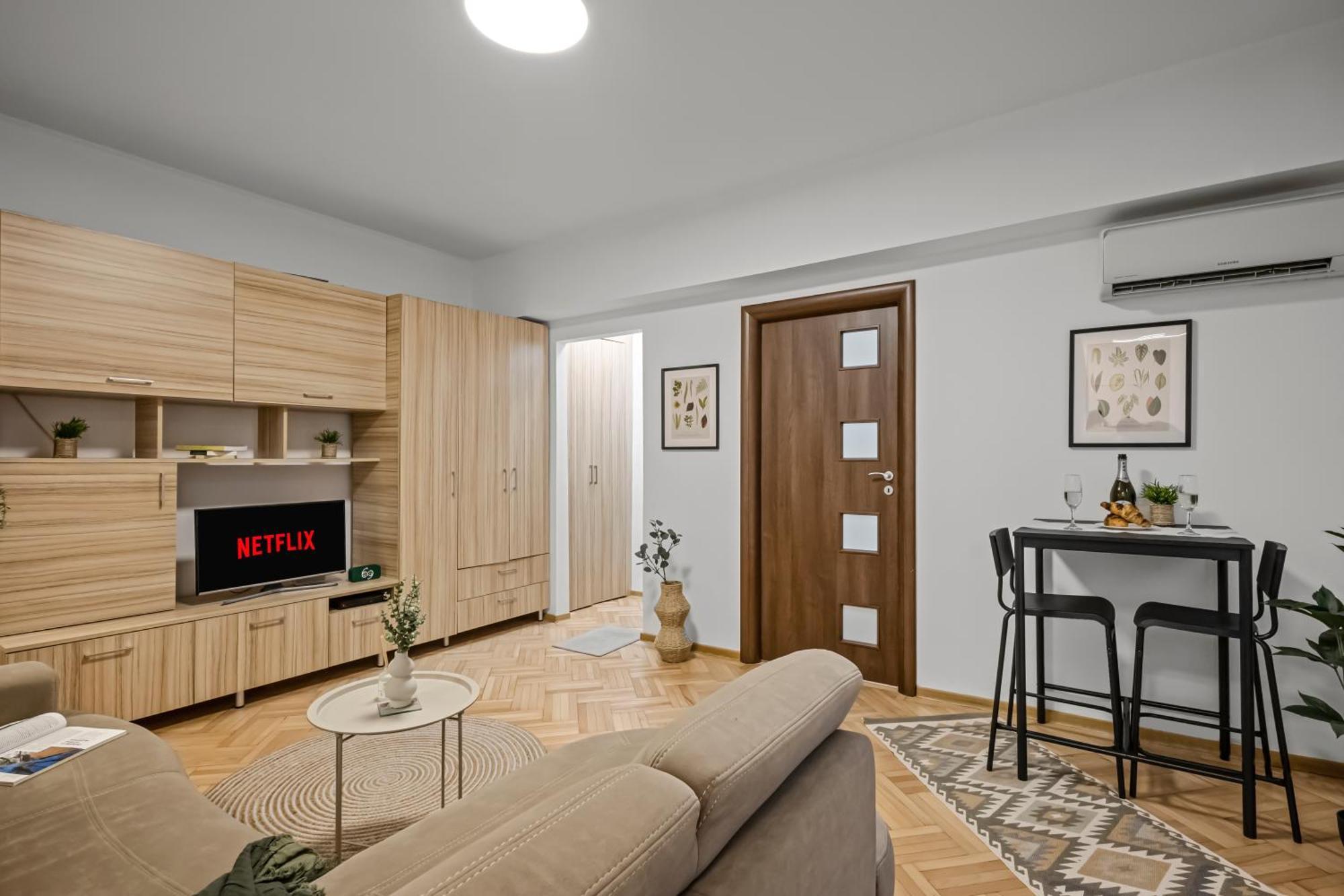 Earthy Escape - Central Apt With Balcony Bukurešť Exteriér fotografie
